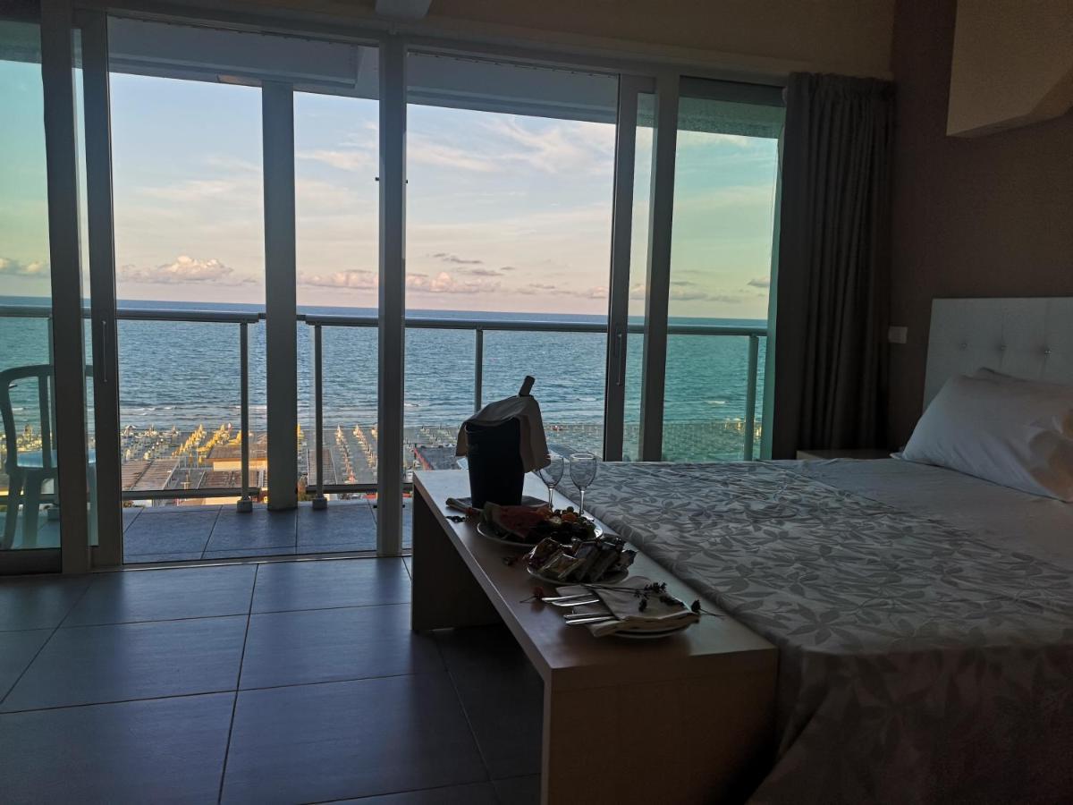 Hotel Adria Milano Marittima Esterno foto