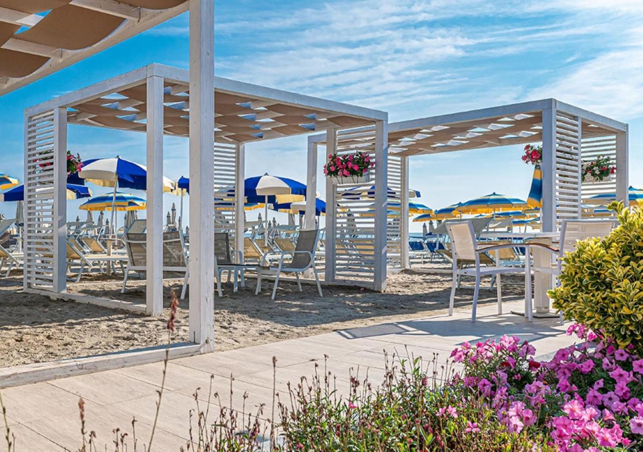 Hotel Adria Milano Marittima Esterno foto