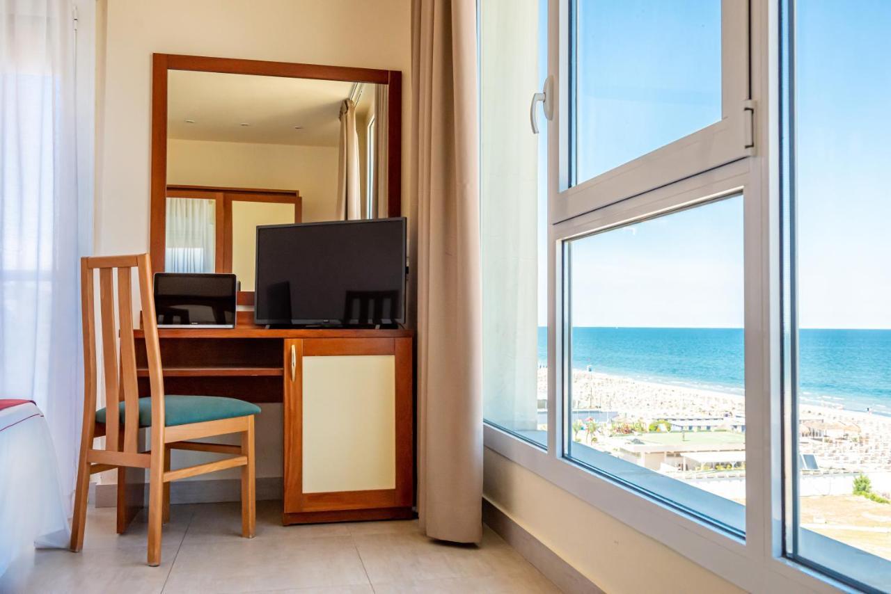 Hotel Adria Milano Marittima Esterno foto