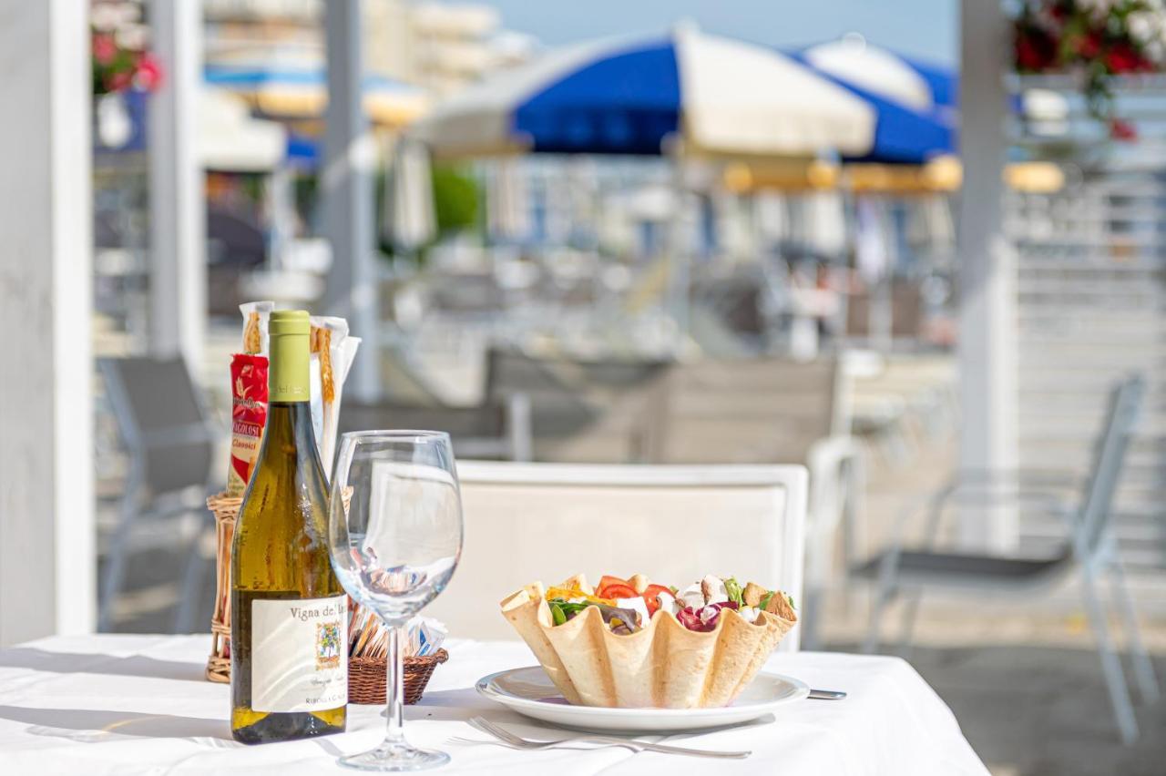 Hotel Adria Milano Marittima Esterno foto