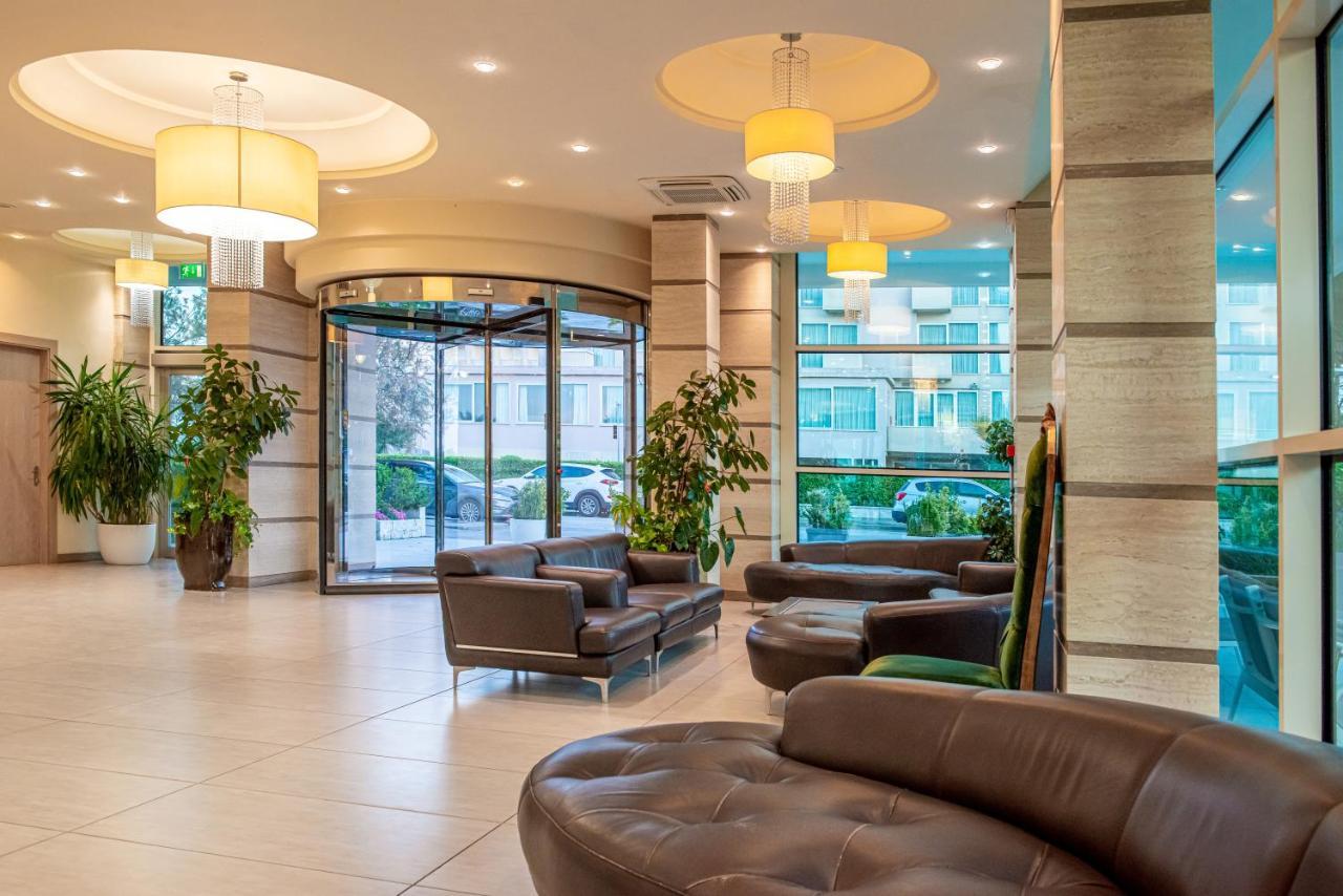 Hotel Adria Milano Marittima Esterno foto