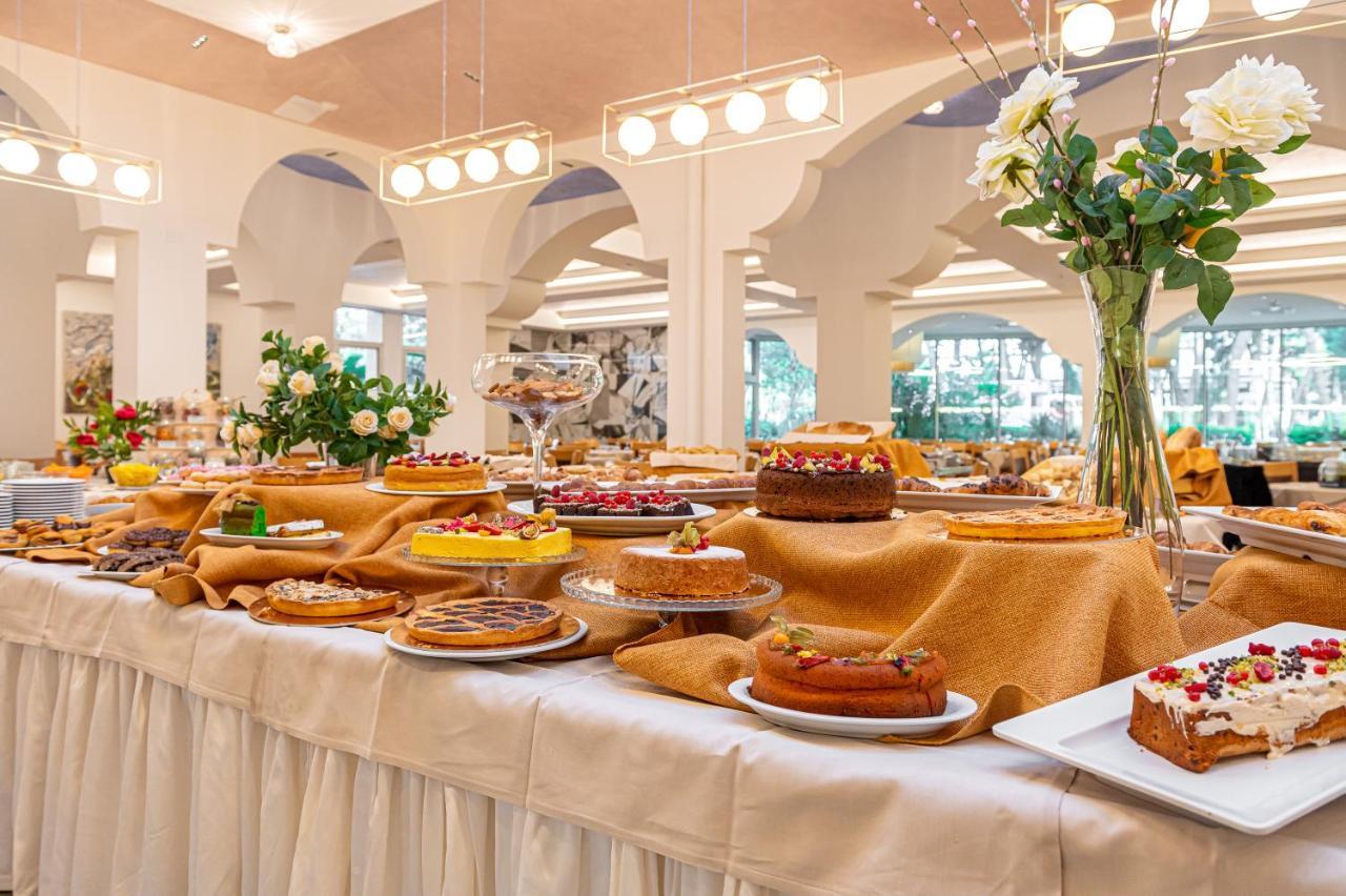 Hotel Adria Milano Marittima Esterno foto
