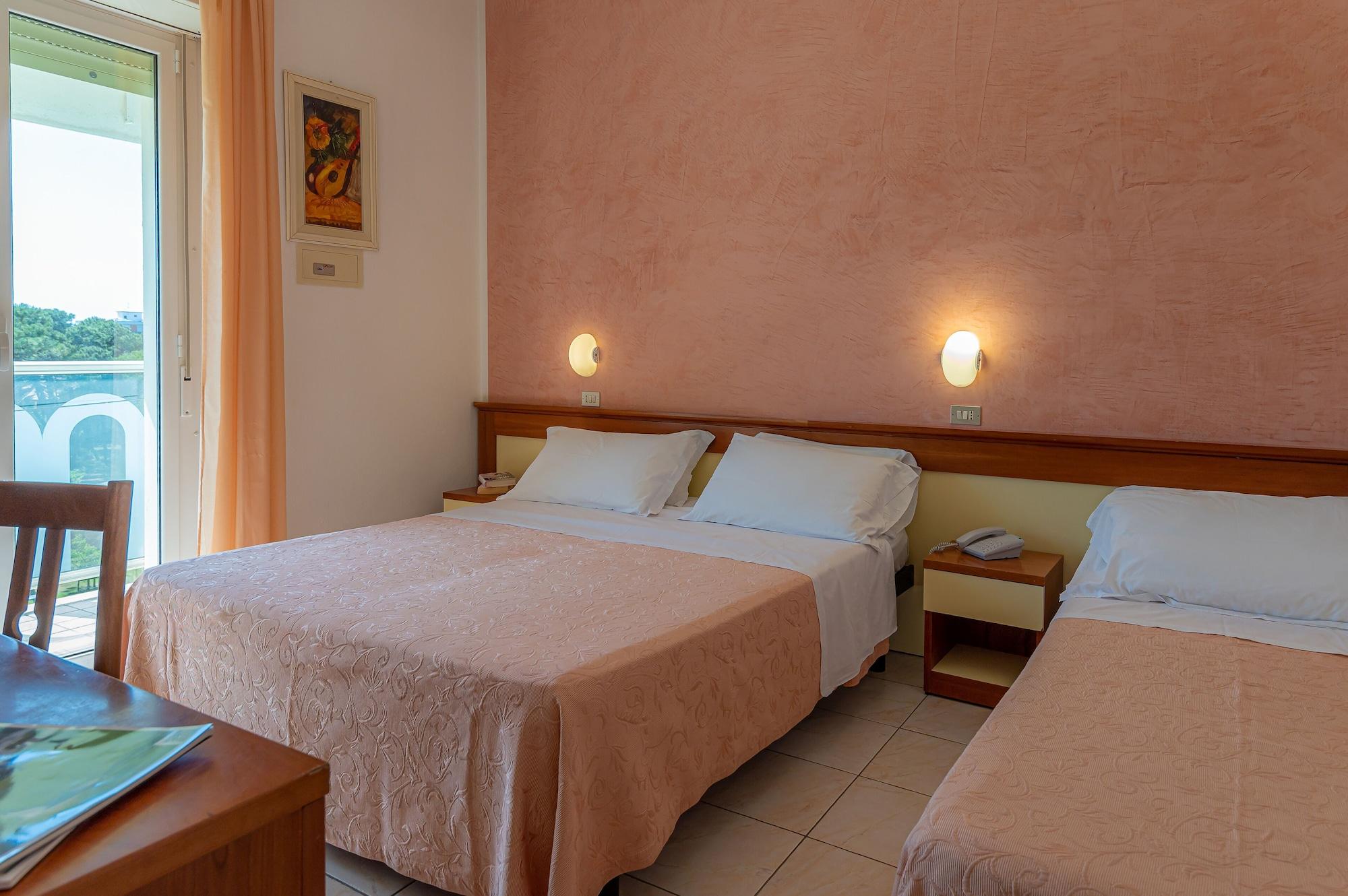 Hotel Adria Milano Marittima Esterno foto