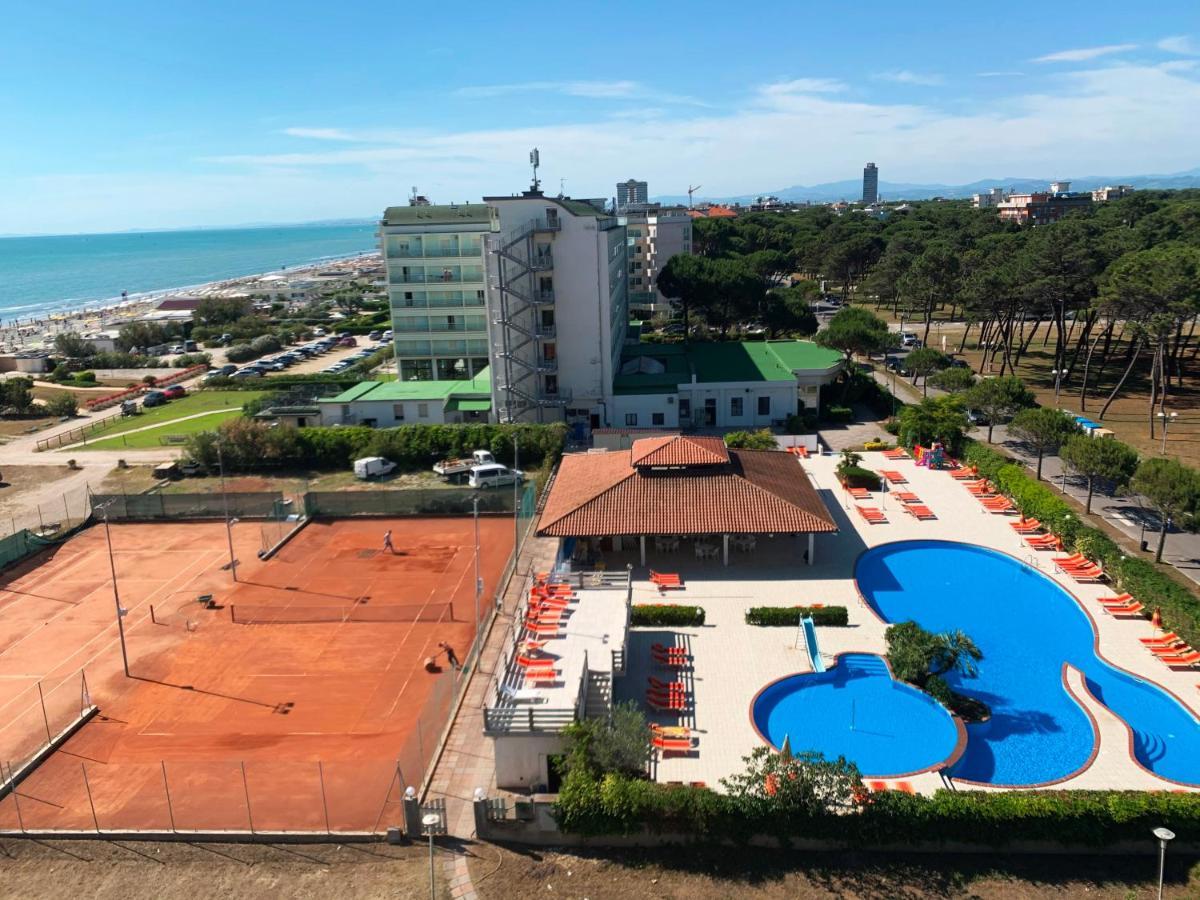 Hotel Adria Milano Marittima Esterno foto